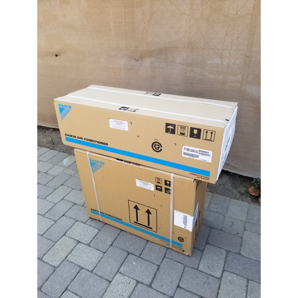Daikin 12,000 BTU 17 Seer Single Zone Ductless Mini Split Heat Pump